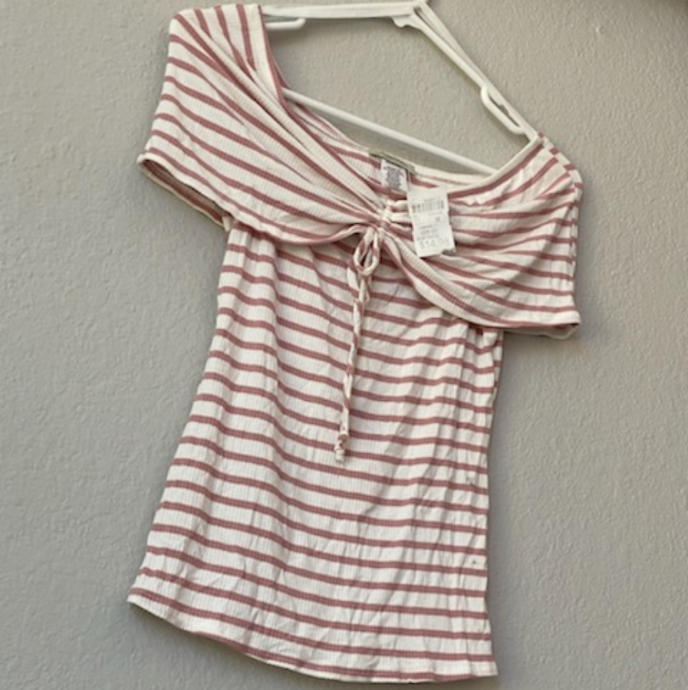 Off the shoulders top